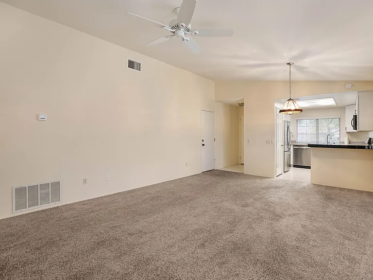 28144 Calle Vallarta — Photo 8