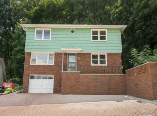 31 Adams Ter, Clifton, NJ