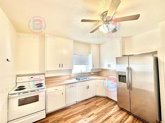 2nd image of 815 Jones St