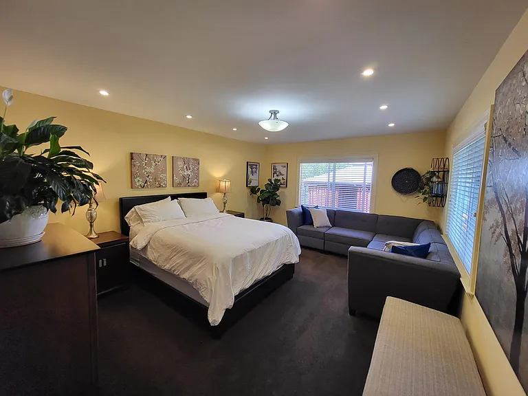 1350 Hoover St #4 — Photo 15