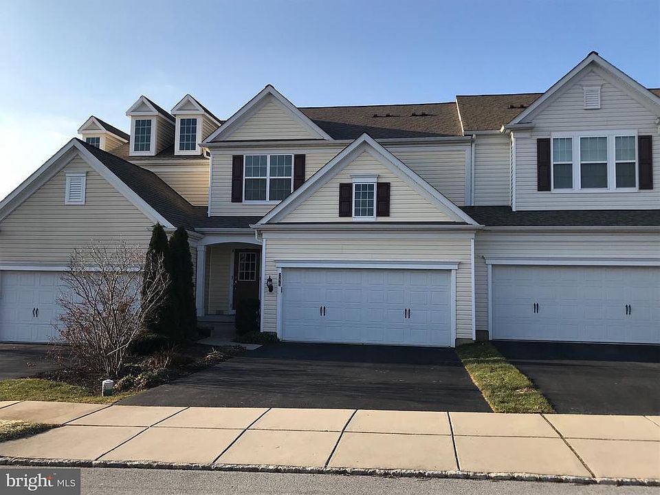 1st image of 285 N Caldwell Cir