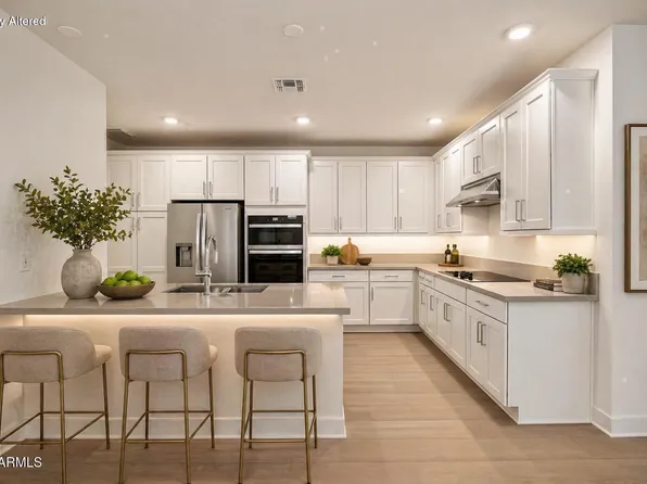 2121 W SONORAN DESERT Drive #123, Phoenix, AZ 85085