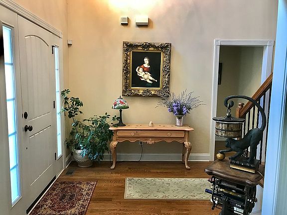 2nd image of 105 McClaran Pl