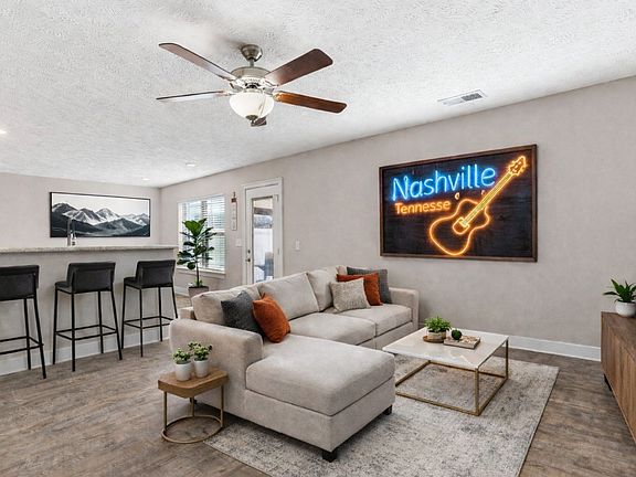 5th image of 2212 Red Barn Rd