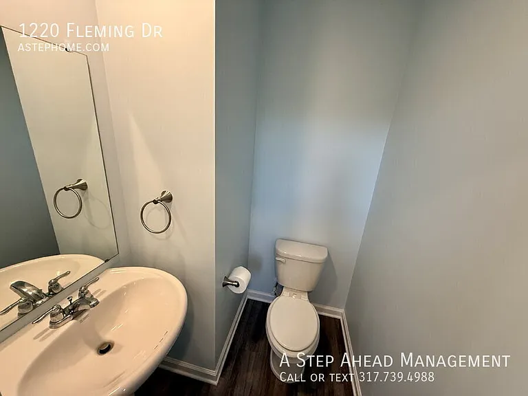 1220 Fleming Dr — Photo 8