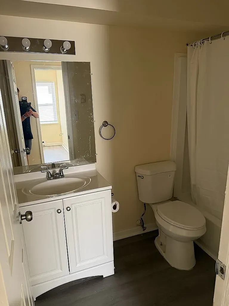 2 bed, $1,375 — Photo 3