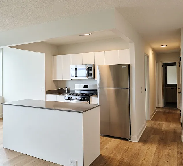1964 1st Ave #8X — Photo 1