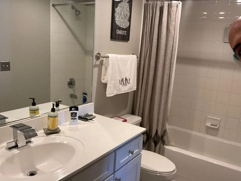 1315 East Blvd #610 — Photo 7