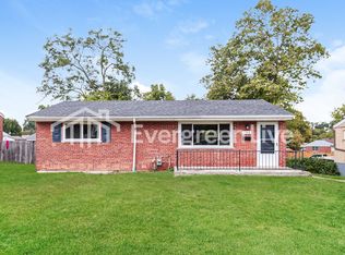 154 Riddle Rd, Cincinnati, OH 45215