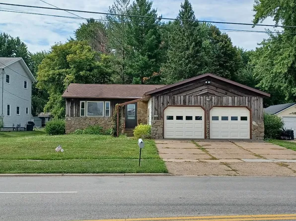 1104 East BECKER ROAD, Marshfield, WI 54449