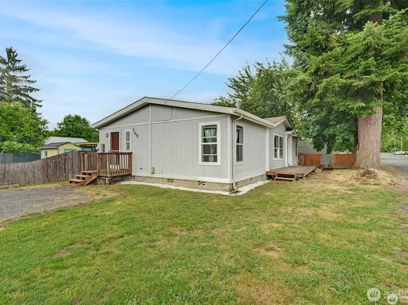 705 SW 1 Street, Castle Rock, WA 98611