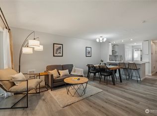 4115 178th Ln SE APT 2, Bellevue, WA 98008