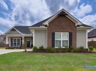 4312 Willow Bend Ln SE, Owens X Rds, AL 35763