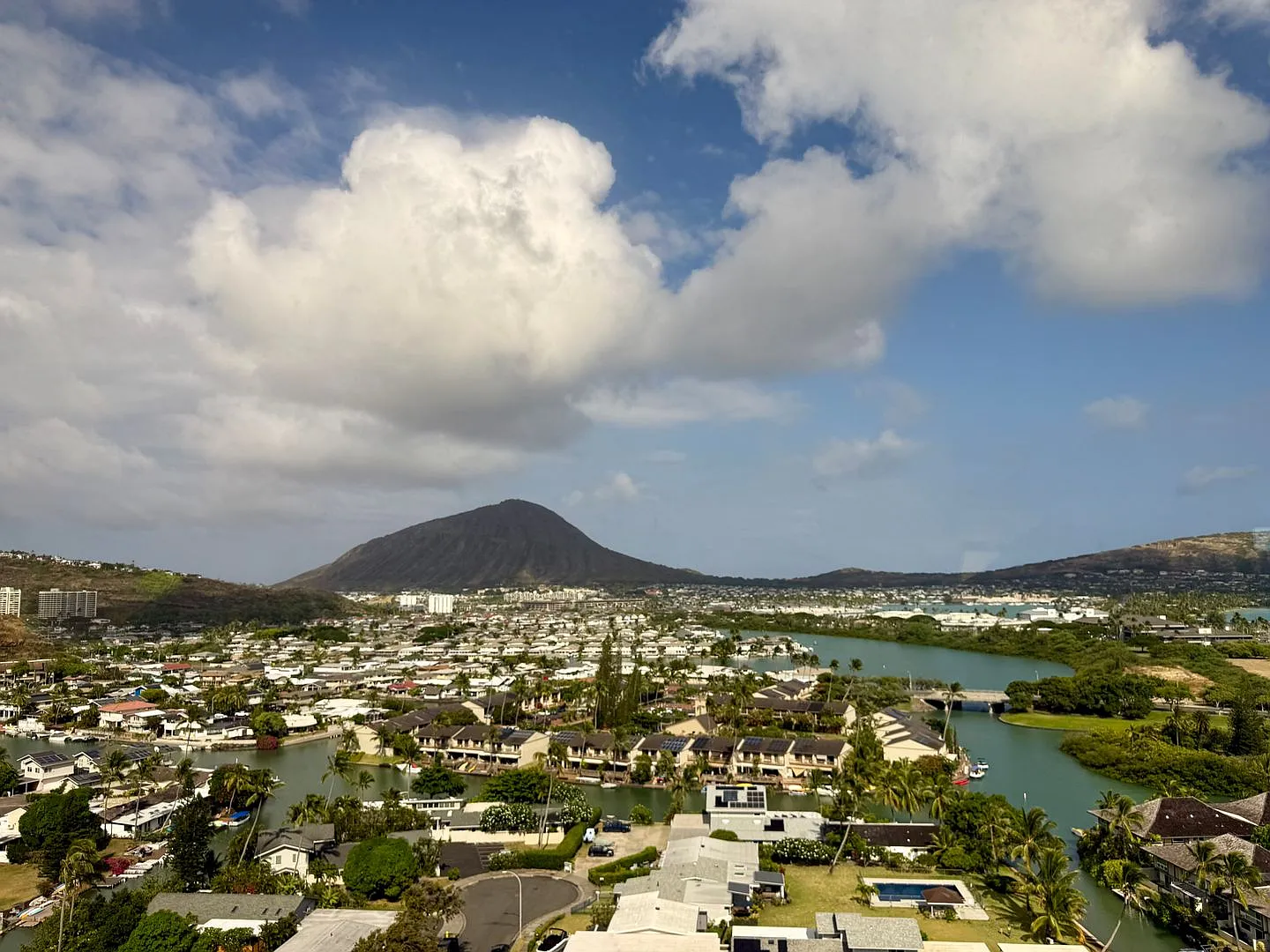 Fully Furnished Condo with the Best Views and Amenities in Hawaii Kai — Photo 3