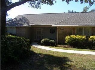 2597 Crescent Rd, Navarre, FL 32566