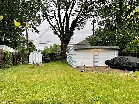 4th image of 4806 Montauk Ave