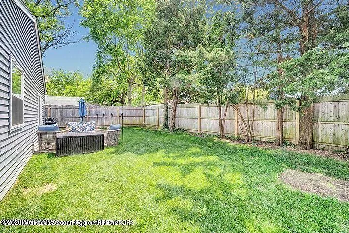 68 Berry Pl — Photo 12