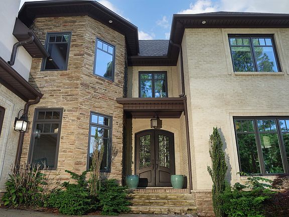 2nd image of 246 Indian Springs Dr