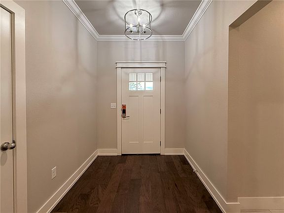 3rd image of 2507 Buckside St