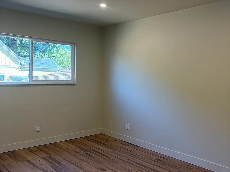 1504 Bay St #7 — Photo 6