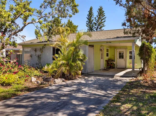 1060 Venetian Pkwy, Venice, FL 34285