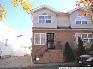 454 Arthur Kill Rd, Staten Island, NY 10308