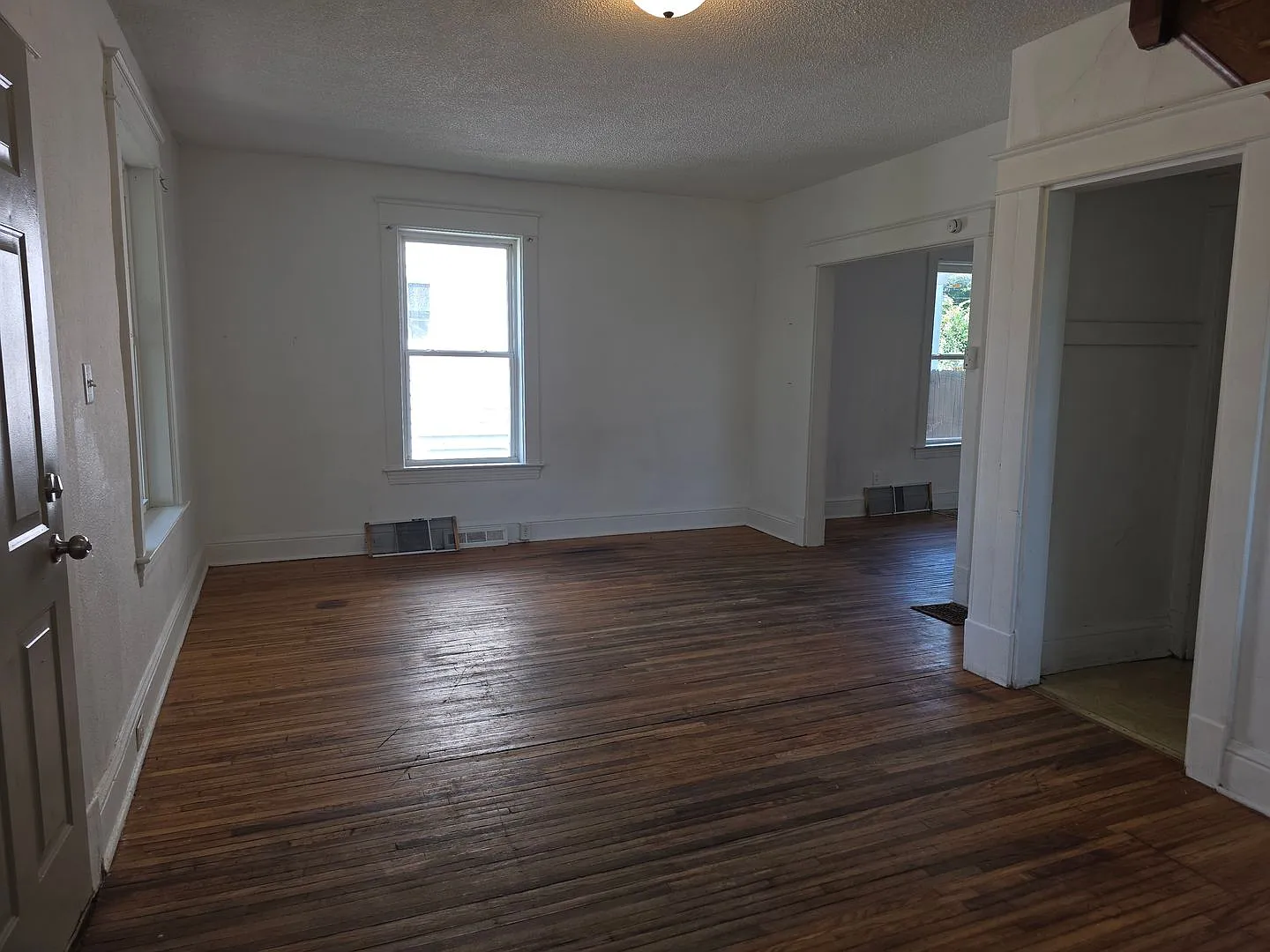 3-Bedroom, 1-Bathroom Home RSVP Code Certified Accepting Section 8 — Photo 4