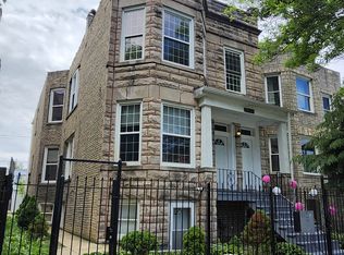 3427 W Evergreen Ave APT 2, Chicago, IL 60651