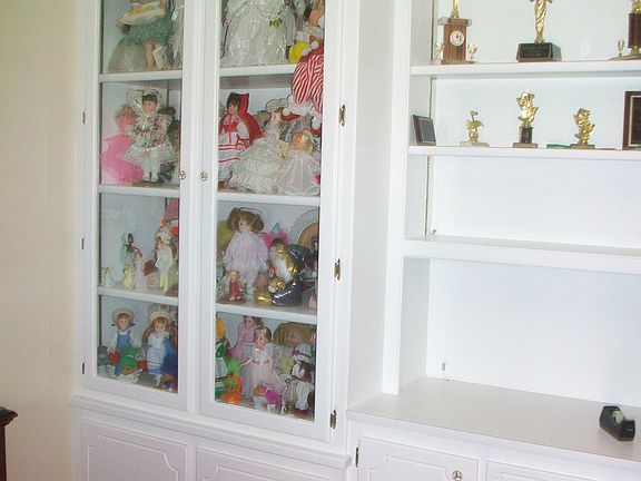 doll cabinet and desk in BR