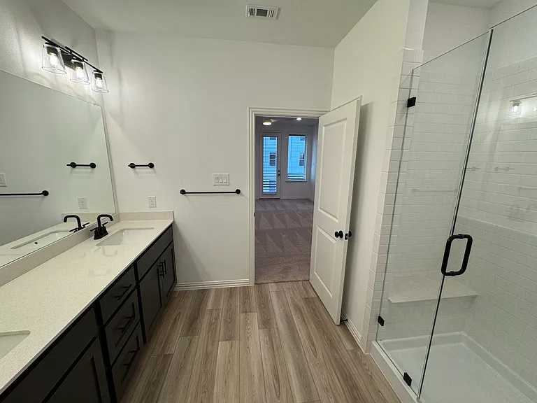 1289 Doris May Dr — Photo 35