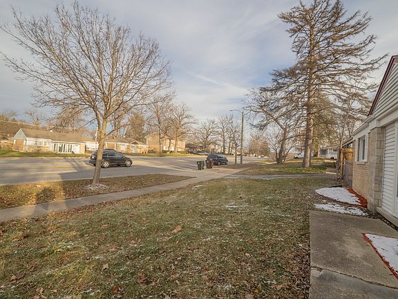 4th image of 41 Sauk Trl