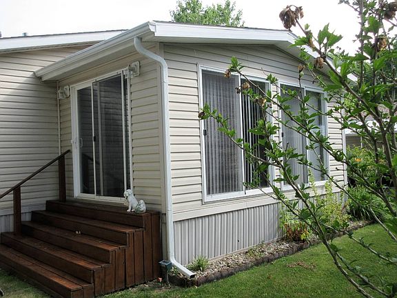 5th image of 200 Pin Oak Cir