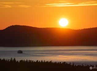 3934 Rock Ridge Pkwy, Anacortes, WA 98221