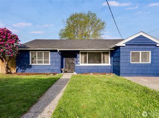 729 Woodford Ave N, Kent, WA 98031