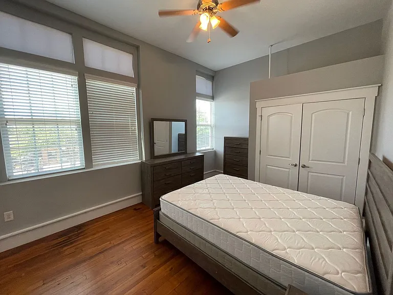 SH073-Farmers Market Condos — Photo 8