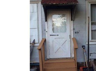 921 W Marshall St, Norristown, PA
