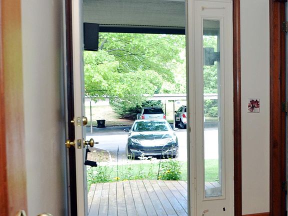 4th image of 5455 Wild Oak Dr