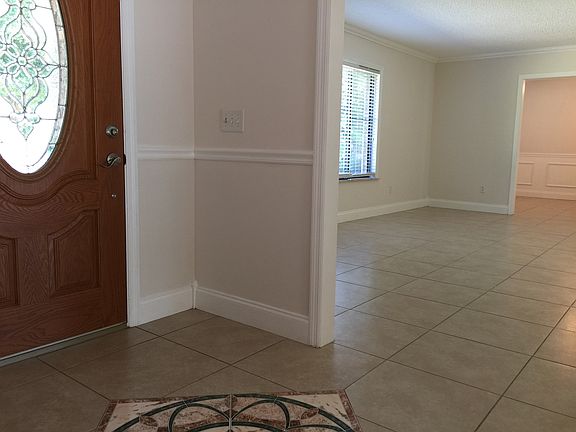 4th image of 1887 Coble Dr