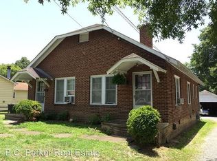 907 N Main St, Burlington, NC 27217