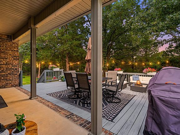 3rd image of 30 Cedar Knolls Loop