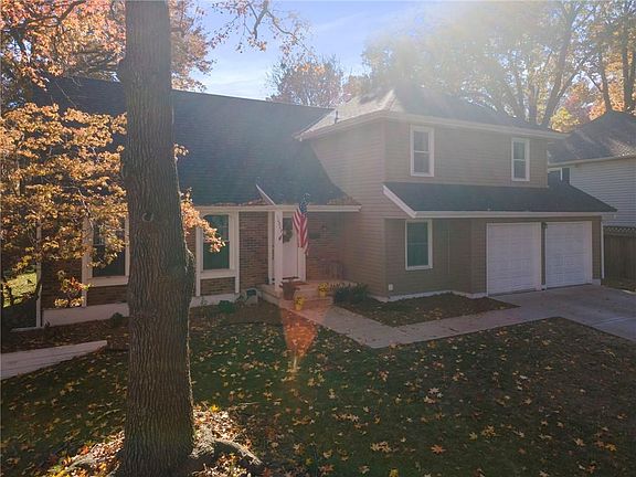 3rd image of 10809 W 100th Pl