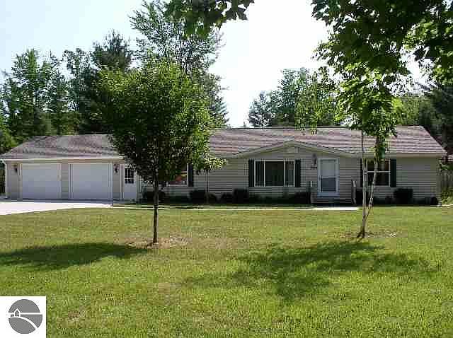 1st image of 9244 Pine Circle Dr W
