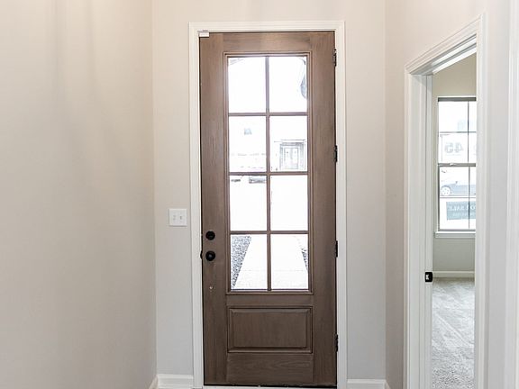 Vertical foyer