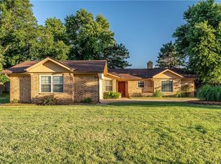 2612 Lanier Dr, Weatherford, OK 73096