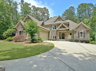 355 Farr Rd, Tyrone, GA 30290