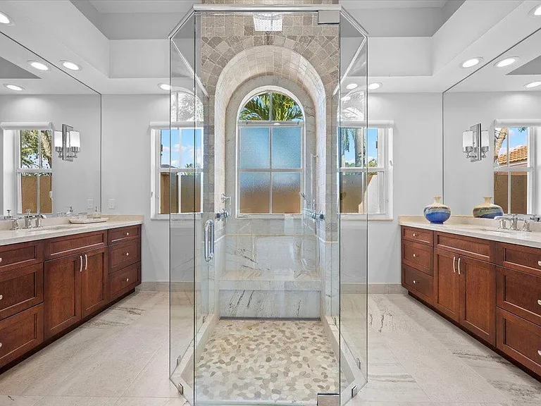 7557 Preserve Dr — Photo 18