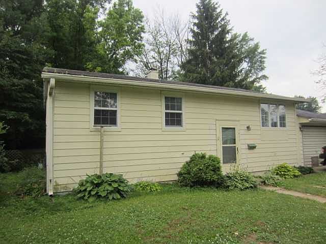 1st image of 1411 Woodside Dr