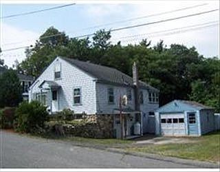 2nd image of 172 Wellington St