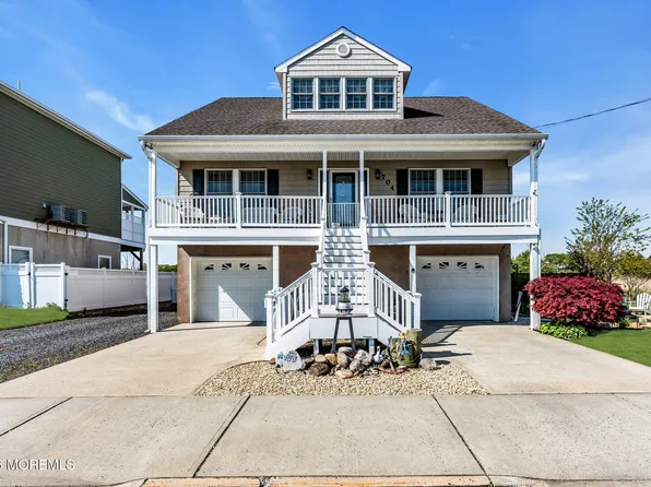 704 Front Street, Union Beach, NJ 07735