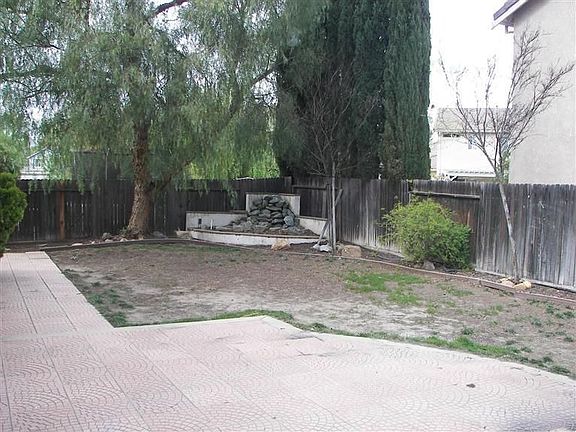 2nd image of 3501 Catalina Way